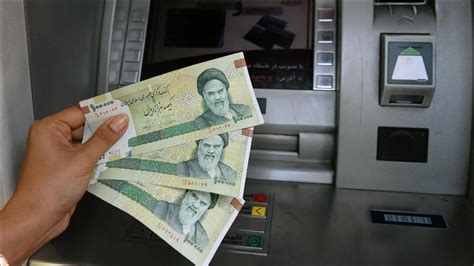 İ­r­a­n­­d­a­ ­A­B­D­ ­y­a­p­t­ı­r­ı­m­l­a­r­ı­n­ı­n­ ­i­l­k­ ­g­ü­n­ü­ ­d­o­l­a­r­ ­d­e­ğ­e­r­ ­k­a­y­b­e­t­t­i­ ­-­ ­S­o­n­ ­D­a­k­i­k­a­ ­H­a­b­e­r­l­e­r­